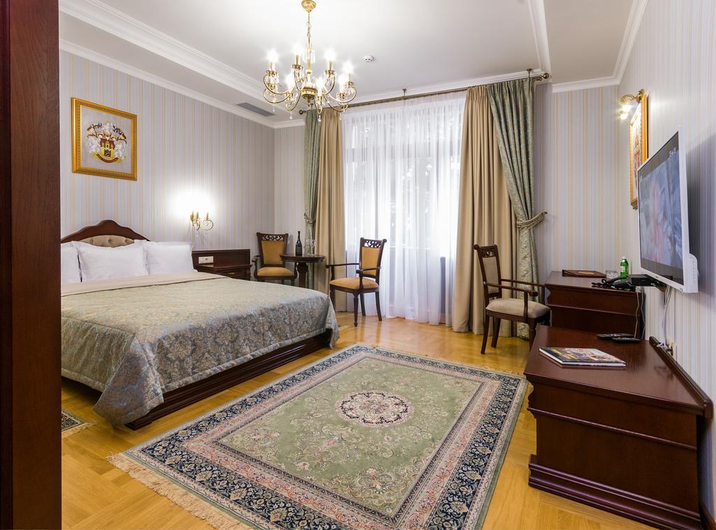 Villa Stanislavskyi Hotel Lviv Exterior foto