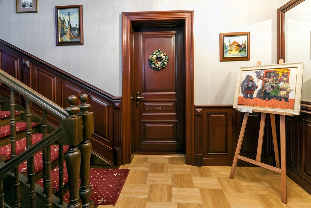 Villa Stanislavskyi Hotel Lviv Exterior foto